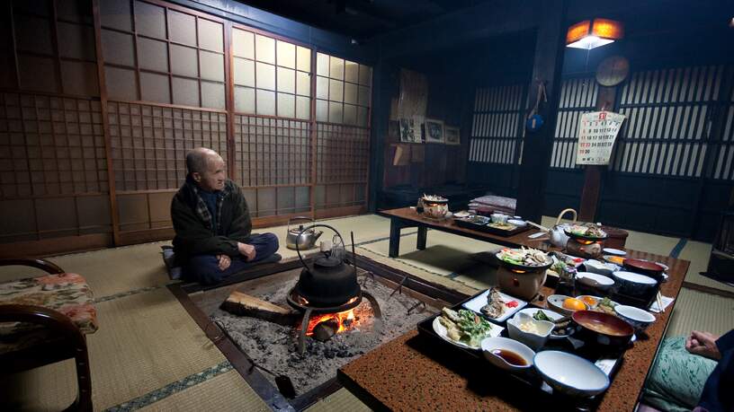 Samen met de Japanse familie waar u overnacht dineren, Shirakawago