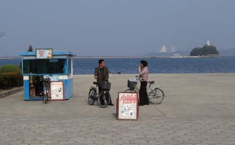 Wonsan, kraampje bij de haven