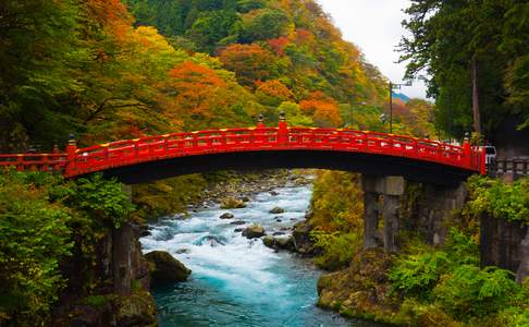 De Shinkyo brug in Nikko