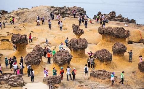 In het mooie Yehliu Geopark vindt u verbazingwekkende rotsformaties.