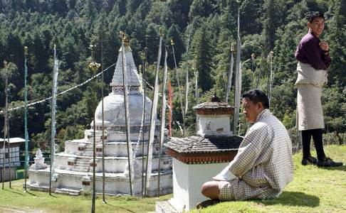 De Chendebji Chorten, kort voor Trongsa