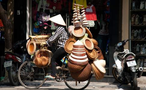 Een Vietnamese hoedenmaakster, Vietnam