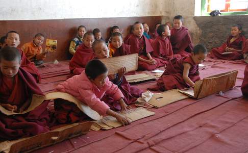 Tibet, kloosterschool