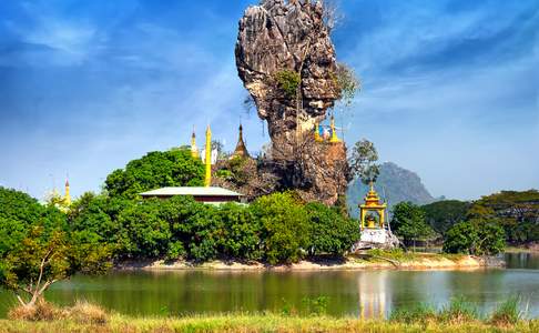 De Kyauk Kalap Pagode in Hpa An