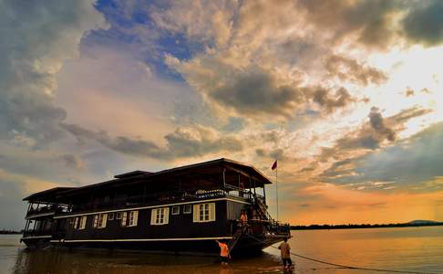 De Vat Phou Cruise, Zuid-Laos